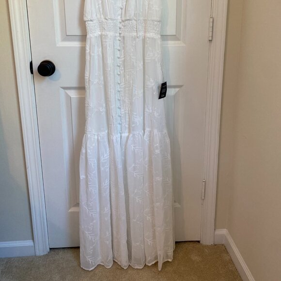 Lulu's Ivory Button-Down Maxi Dress NWT - Picture 2 of 9